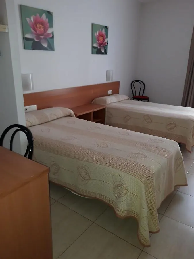 بيت ضيافة Hostal Cal Siles إل برات ذي يوبريغات